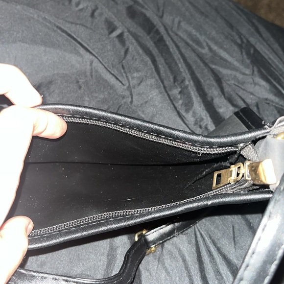 ❤️🔥3/$15❤️🔥unbranded mini purse black - Picture 2 of 3
